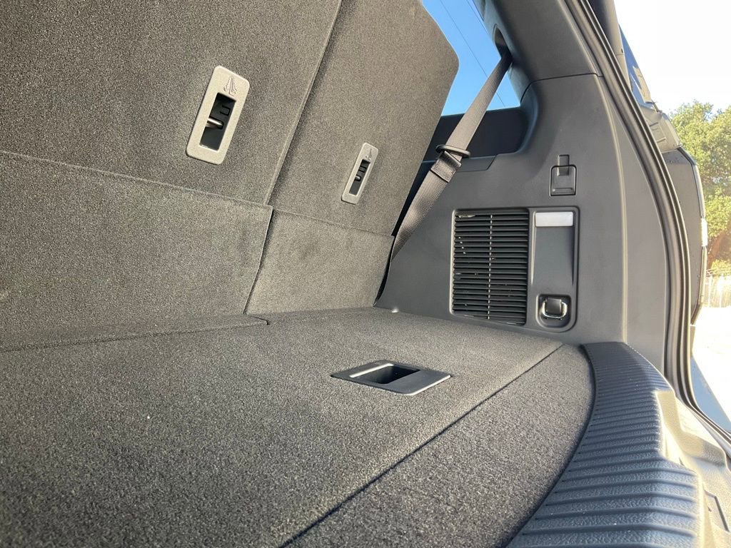 Certified 2024 Ford Expedition Limited image 29