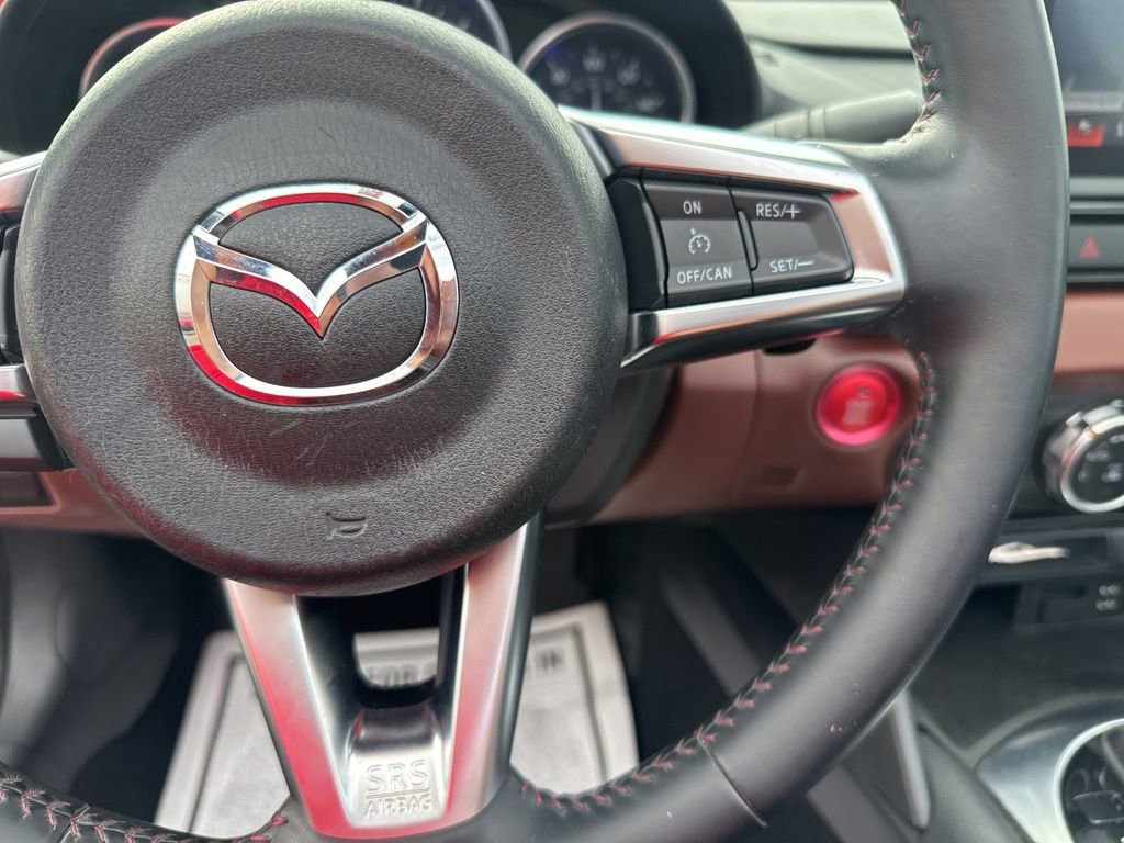 Used 2019 MAZDA MX-5 Miata RF Grand Touring image 16