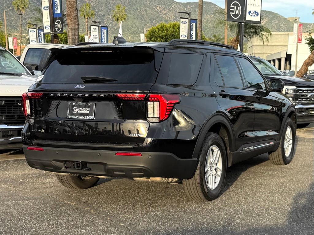 Certified 2025 Ford Explorer Active image 9