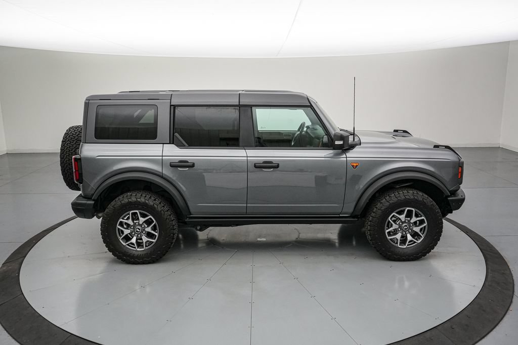 Certified 2024 Ford Bronco Badlands AWD/4WD video 3