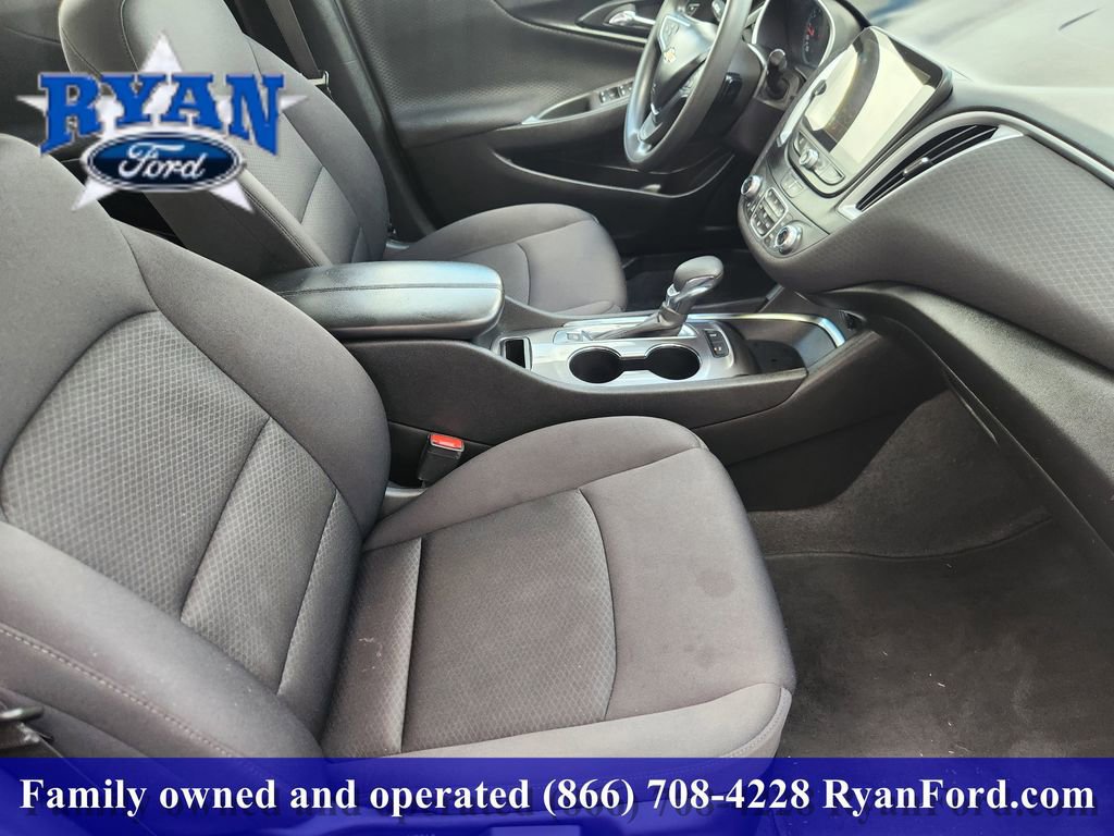 Used 2024 Chevrolet Malibu LT image 10