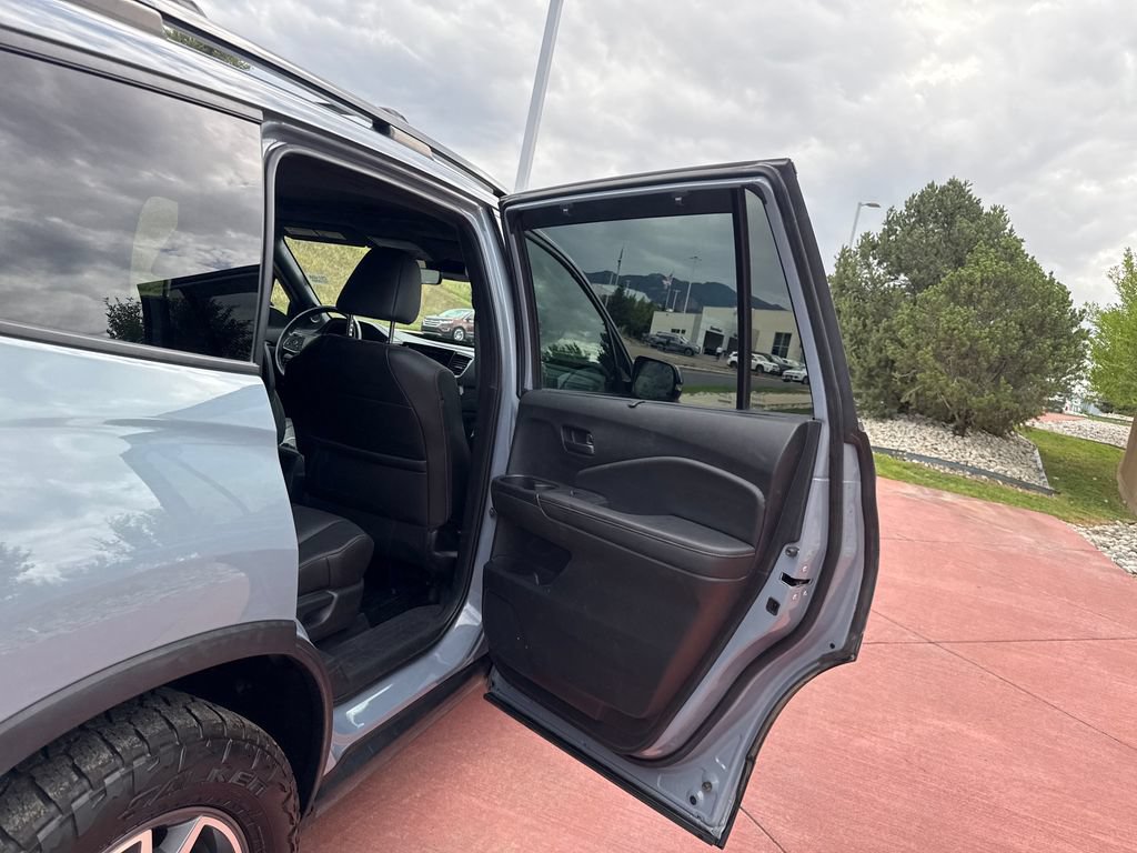 Used 2023 Honda Passport TrailSport image 23