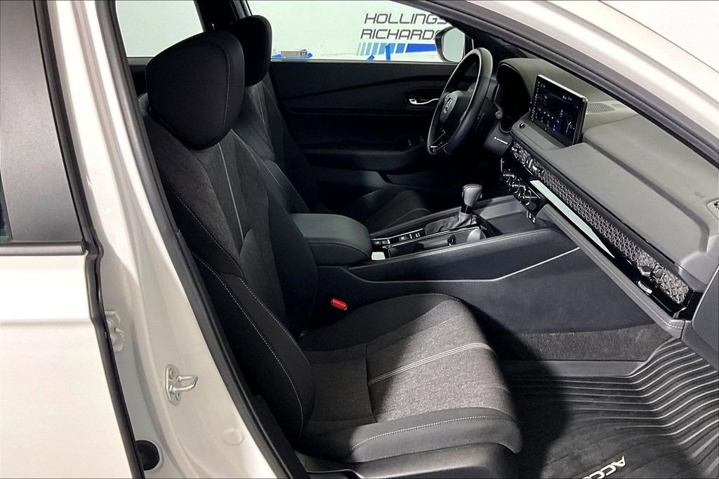Used 2024 Honda Accord Sport image 6