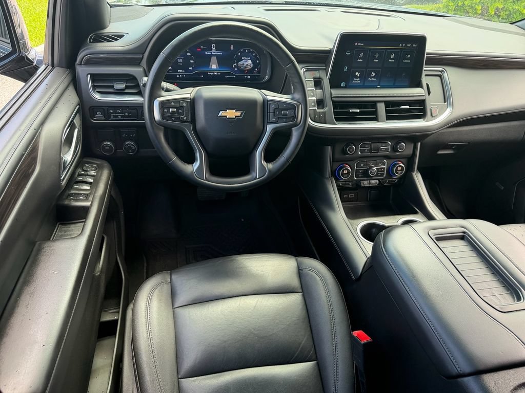 Used 2023 Chevrolet Tahoe LT w/ Luxury Package RWD image 14