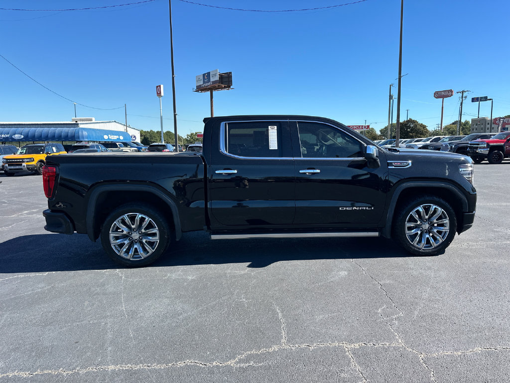 Used 2023 GMC Sierra 1500 Denali w/ Denali Reserve Package AWD/4WD image 8
