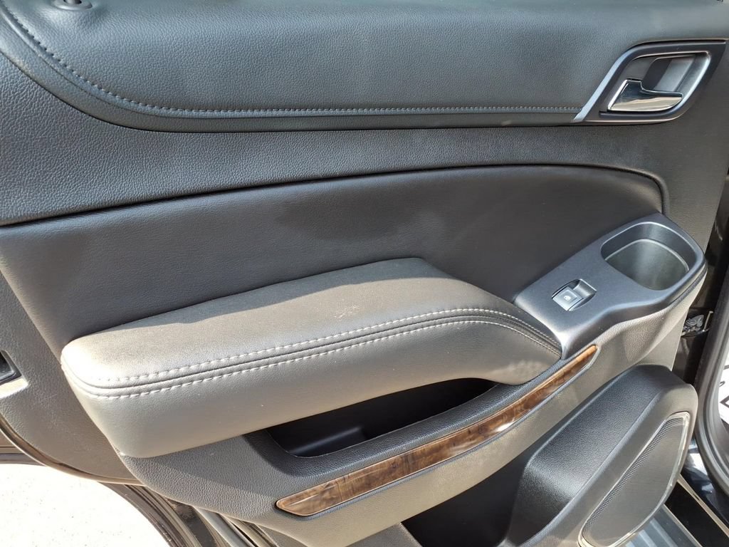 Used 2018 Chevrolet Tahoe LT AWD/4WD image 17