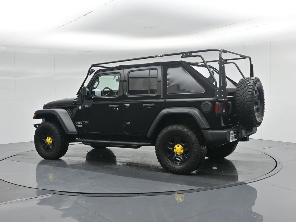 Used 2018 Jeep Wrangler Unlimited Sport image 7