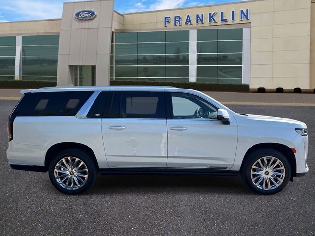 Used 2024 Cadillac Escalade ESV Premium Luxury w/ Performance Package image 6