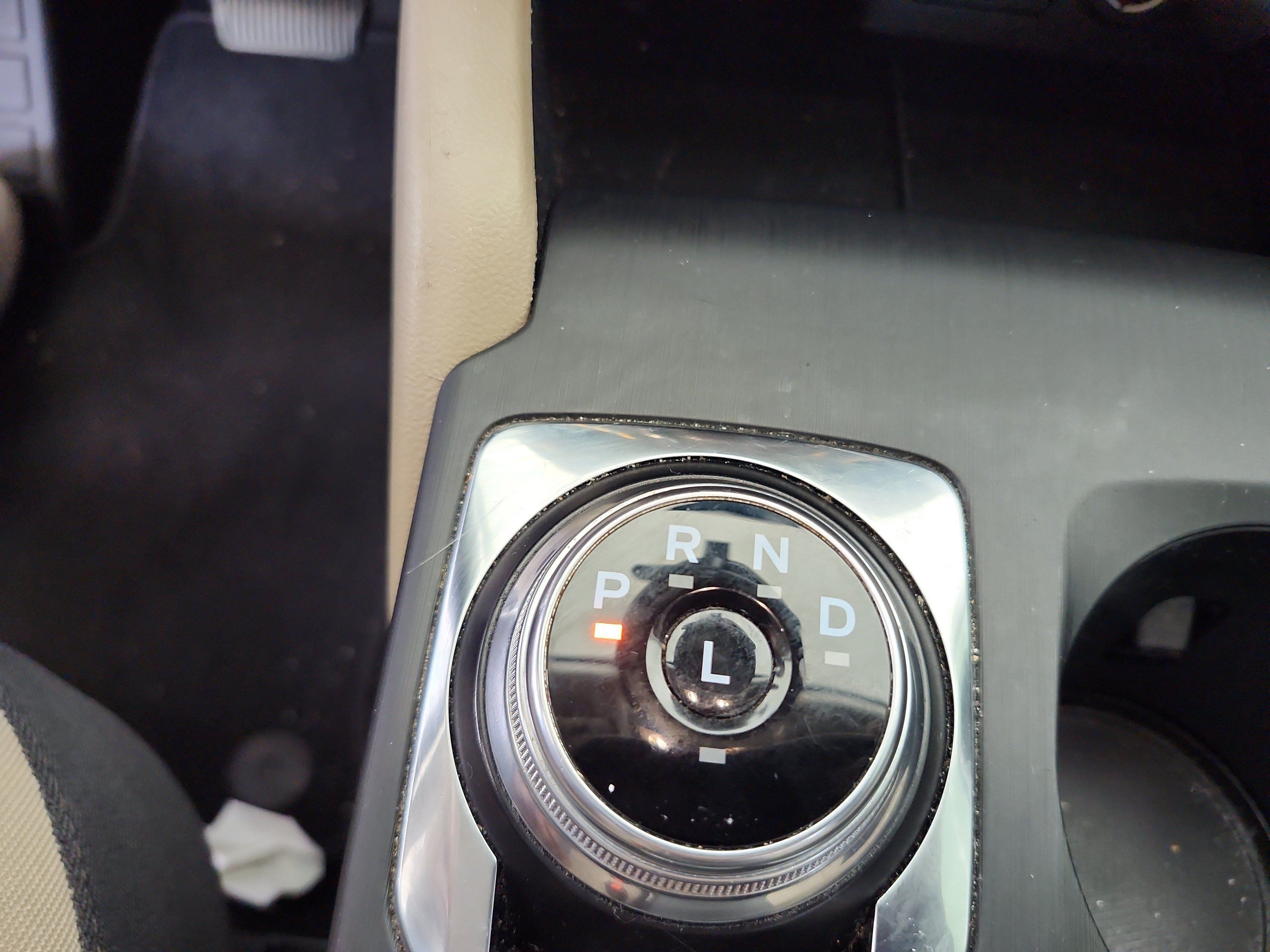 Certified 2020 Ford Escape SE FWD image 13
