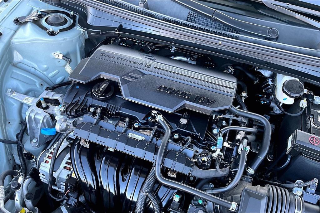 Used 2025 Kia K4 LXS image 33