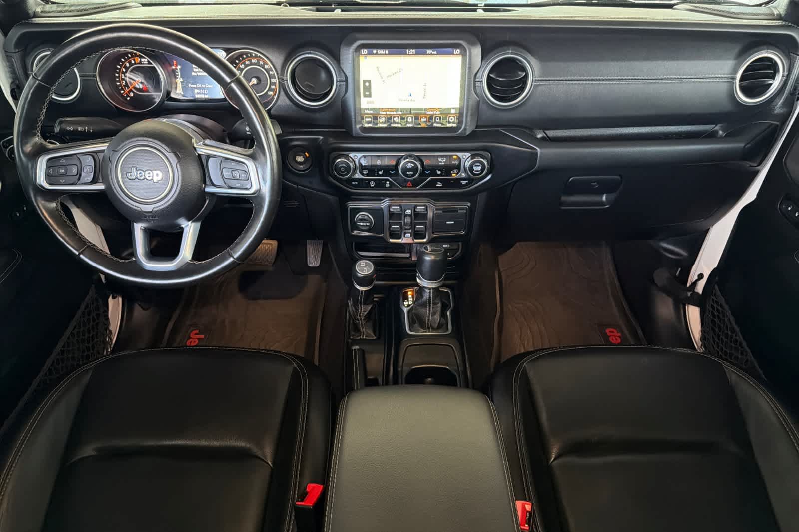 Used 2020 Jeep Gladiator Overland AWD/4WD image 3