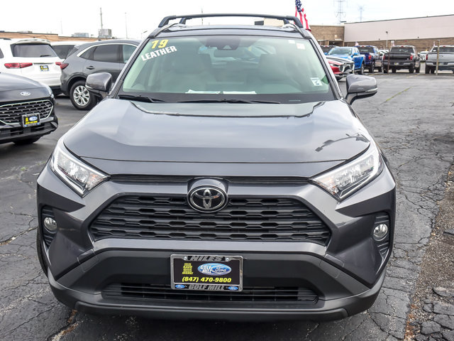 Used 2019 Toyota RAV4 XLE Premium w/ Cold Weather Package AWD/4WD image 4