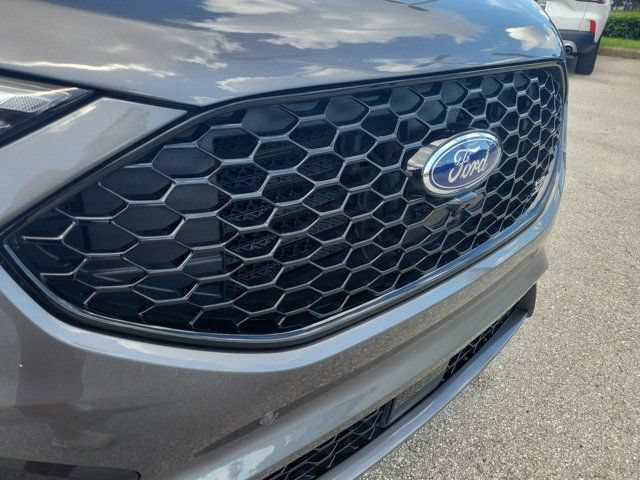 Certified 2024 Ford Edge ST w/ Equipment Group 401A AWD/4WD image 13