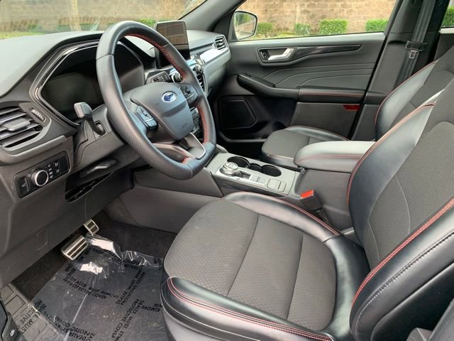 Certified 2024 Ford Escape ST-Line image 13