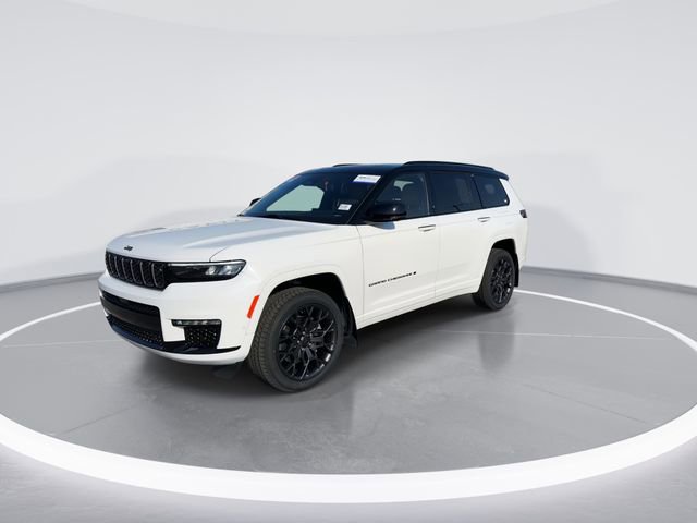 Used 2024 Jeep Grand Cherokee L Summit AWD/4WD image 3