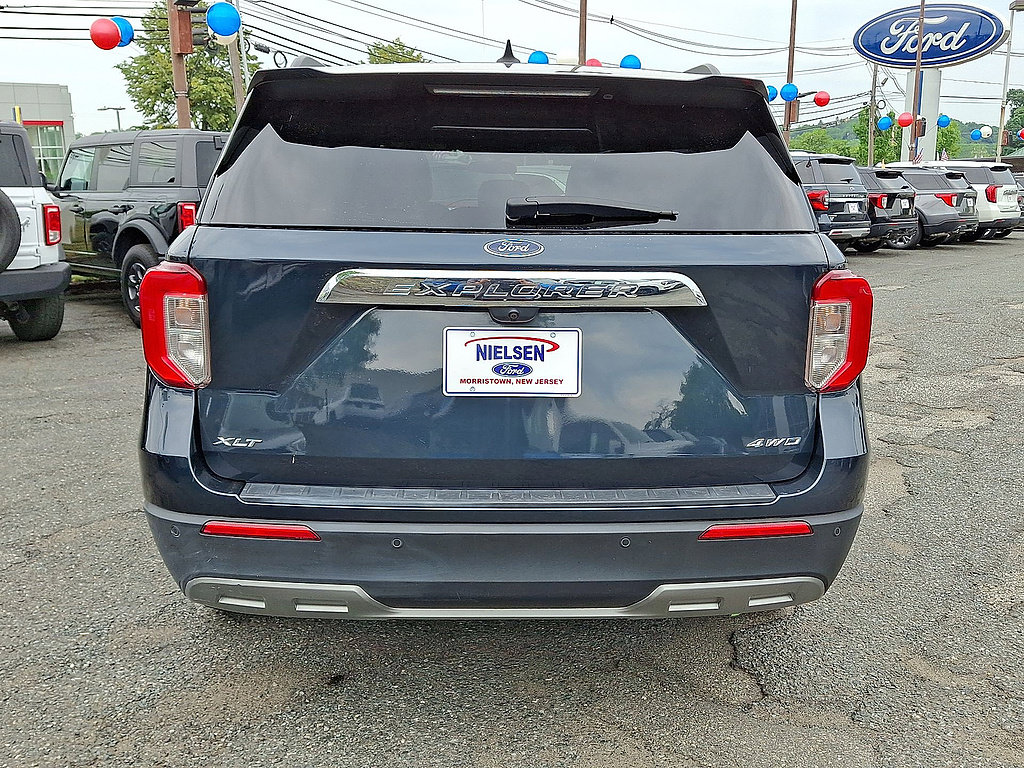 Certified 2023 Ford Explorer XLT w/ Equipment Group 202A AWD/4WD image 7