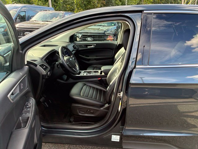 Certified 2024 Ford Edge SEL w/ Convenience Package AWD/4WD image 10