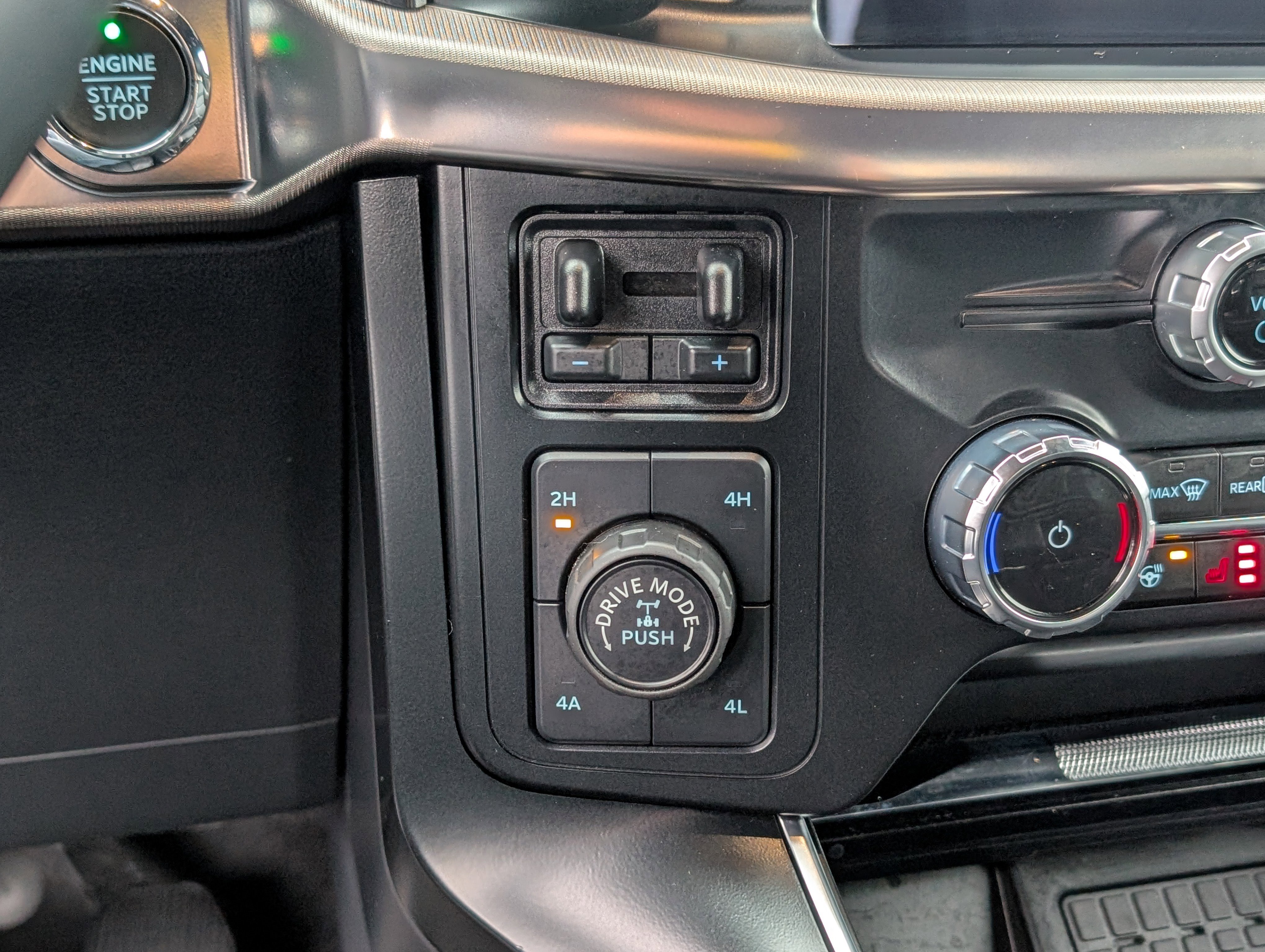 Certified 2023 Ford F150 Raptor w/ Raptor 37 Performance Package image 31