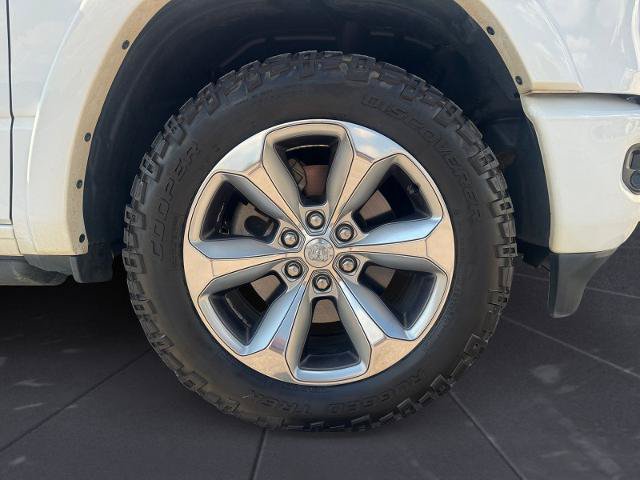 Used 2022 RAM 1500 Limited w/ Body Color Bumper Group AWD/4WD image 14