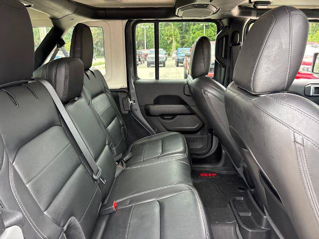 Used 2021 Jeep Wrangler Unlimited Sahara AWD/4WD image 29
