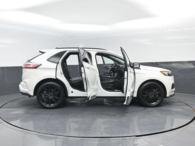 Certified 2024 Ford Edge ST-Line AWD/4WD image 26