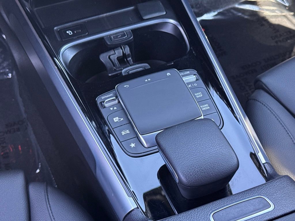 Used 2023 Mercedes-Benz EQB 300 300 image 24