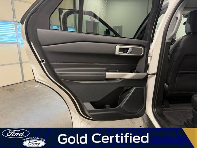 Certified 2023 Ford Explorer XLT w/ Equipment Group 202A AWD/4WD image 24
