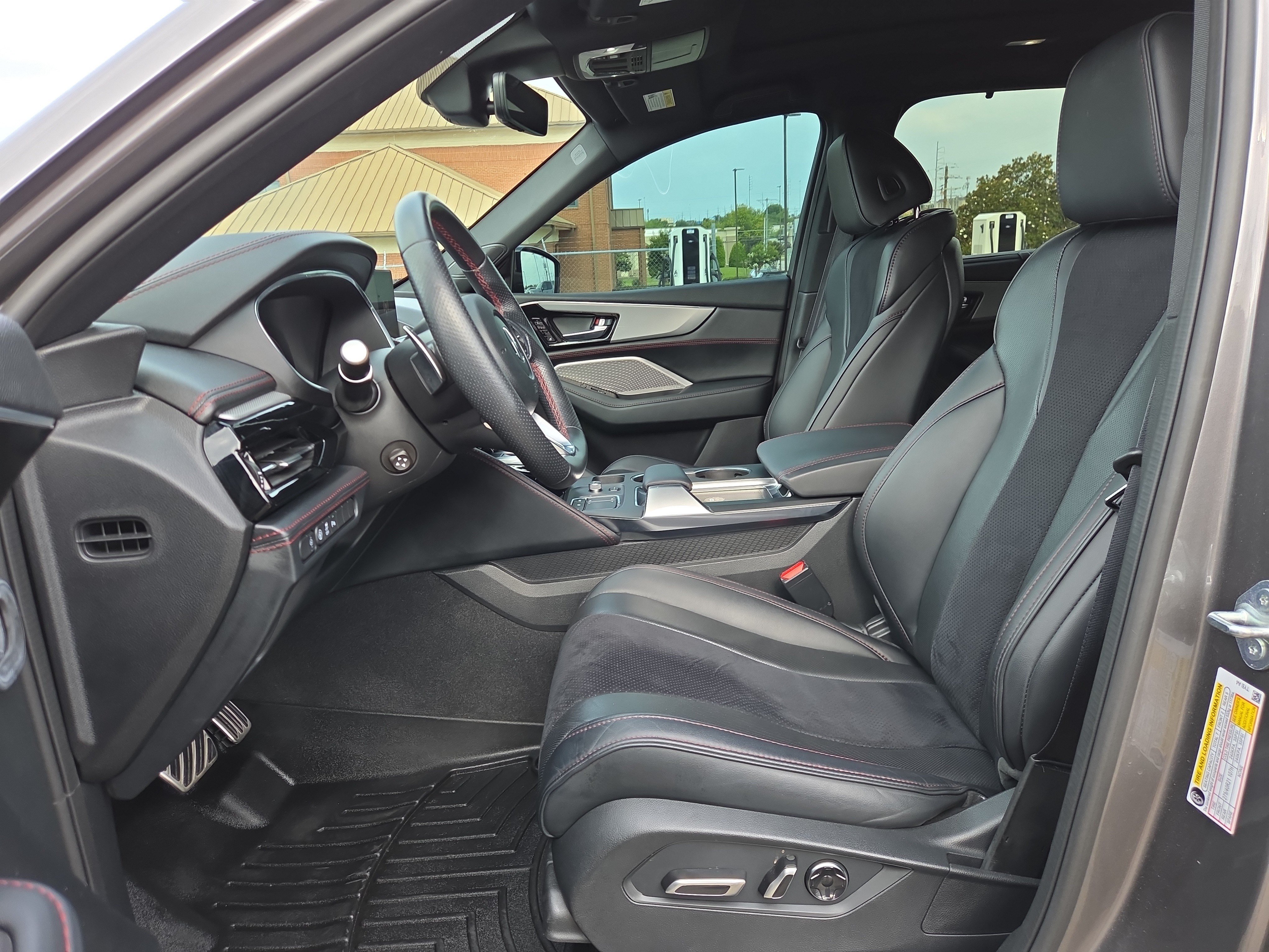 Used 2023 Acura MDX Type S AWD/4WD image 10