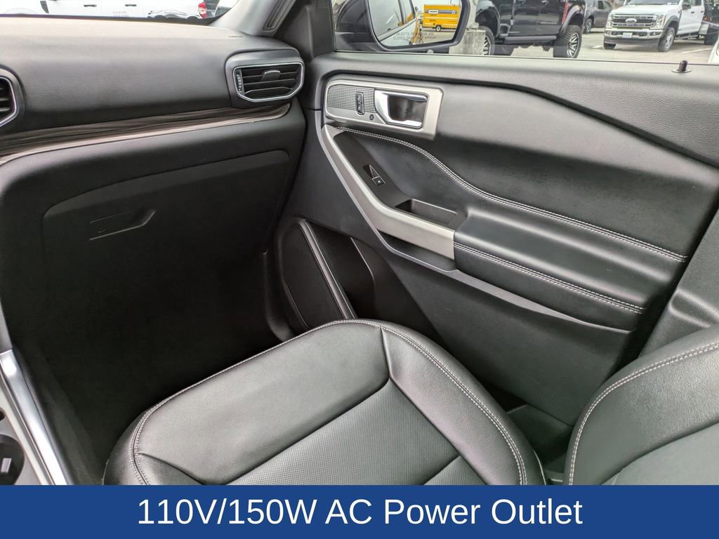 Certified 2022 Ford Explorer Limited w/ Equipment Group 301A image 23