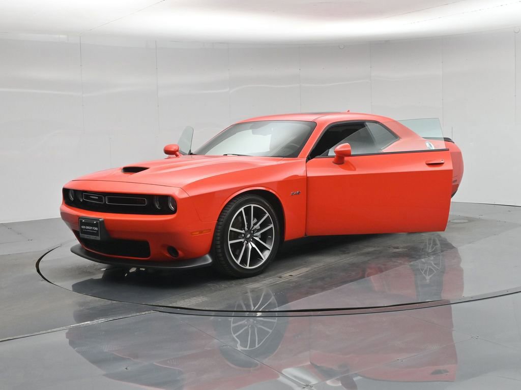 Used 2023 Dodge Challenger R/T image 27