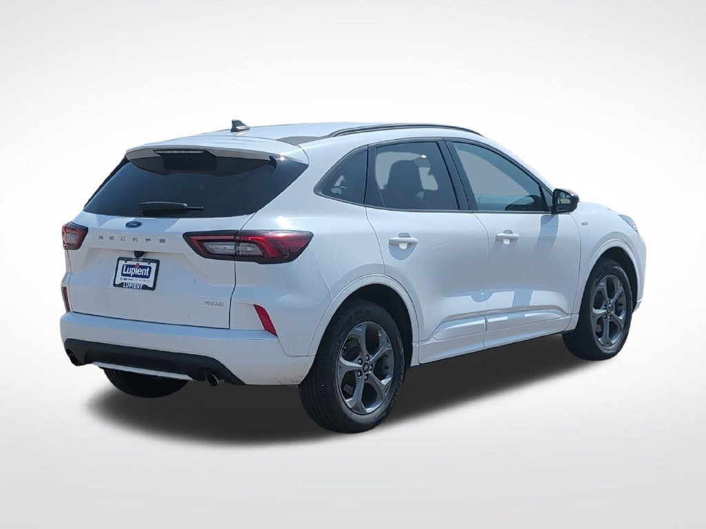 Certified 2023 Ford Escape ST-Line AWD/4WD image 4