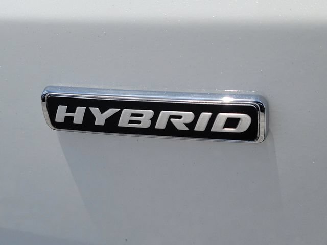 Certified 2025 Ford Escape ST-Line w/ Equipment Group 301A FWD image 7