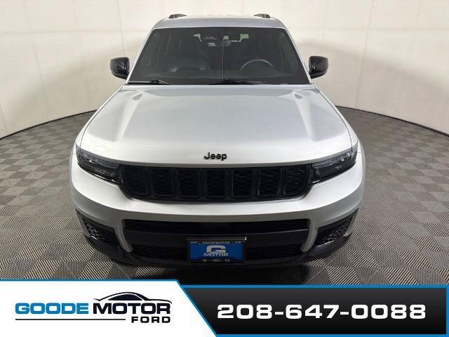 Used 2023 Jeep Grand Cherokee L Laredo AWD/4WD image 3