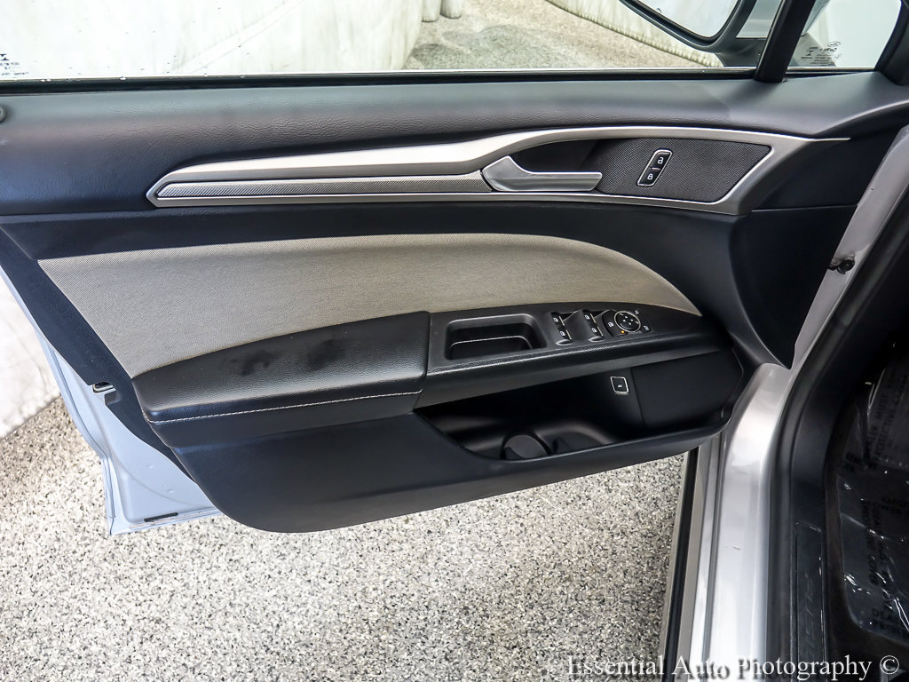 Certified 2018 Ford Fusion S FWD image 19