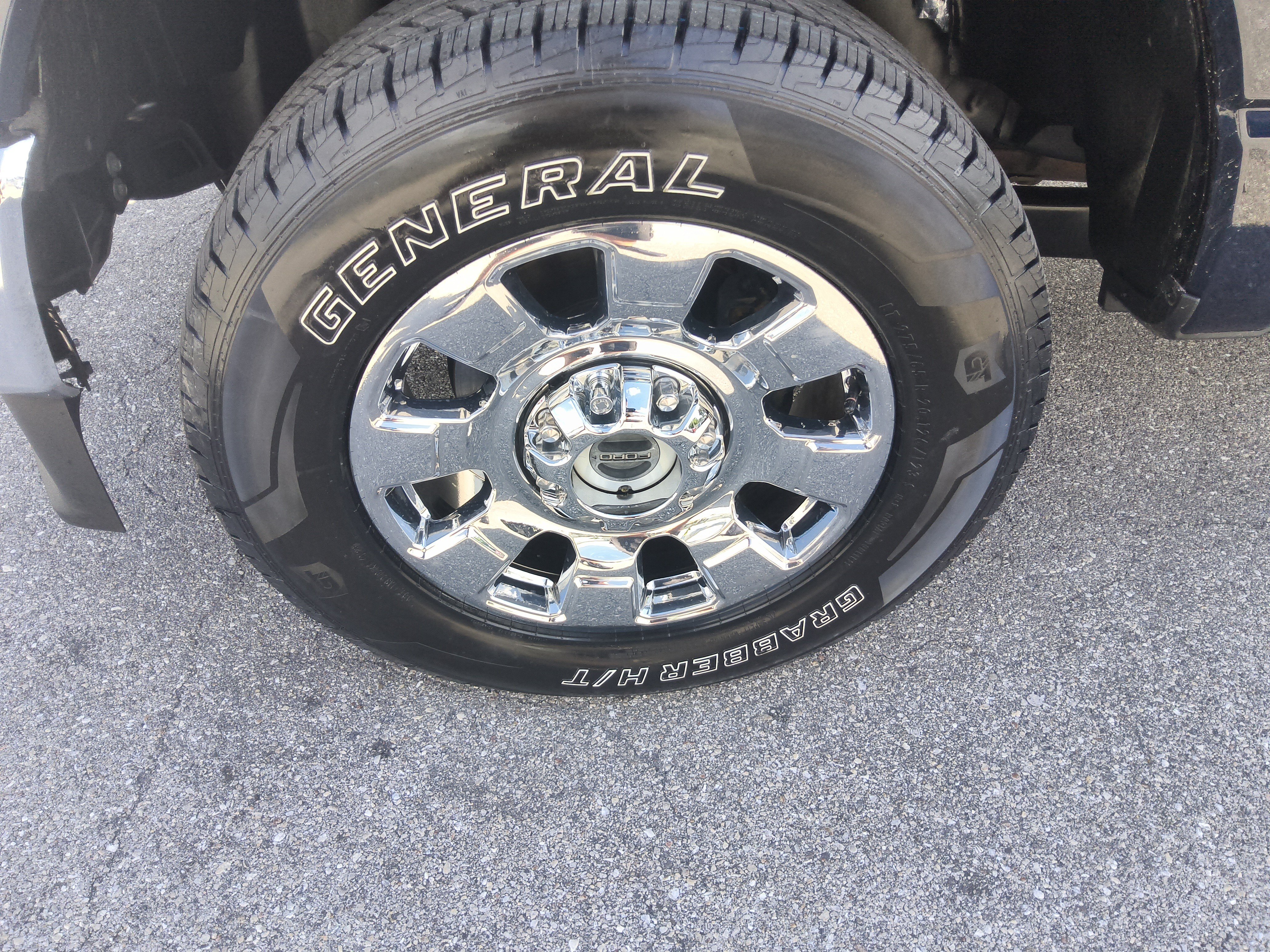Certified 2025 Ford F350 King Ranch w/ Chrome Package AWD/4WD image 10