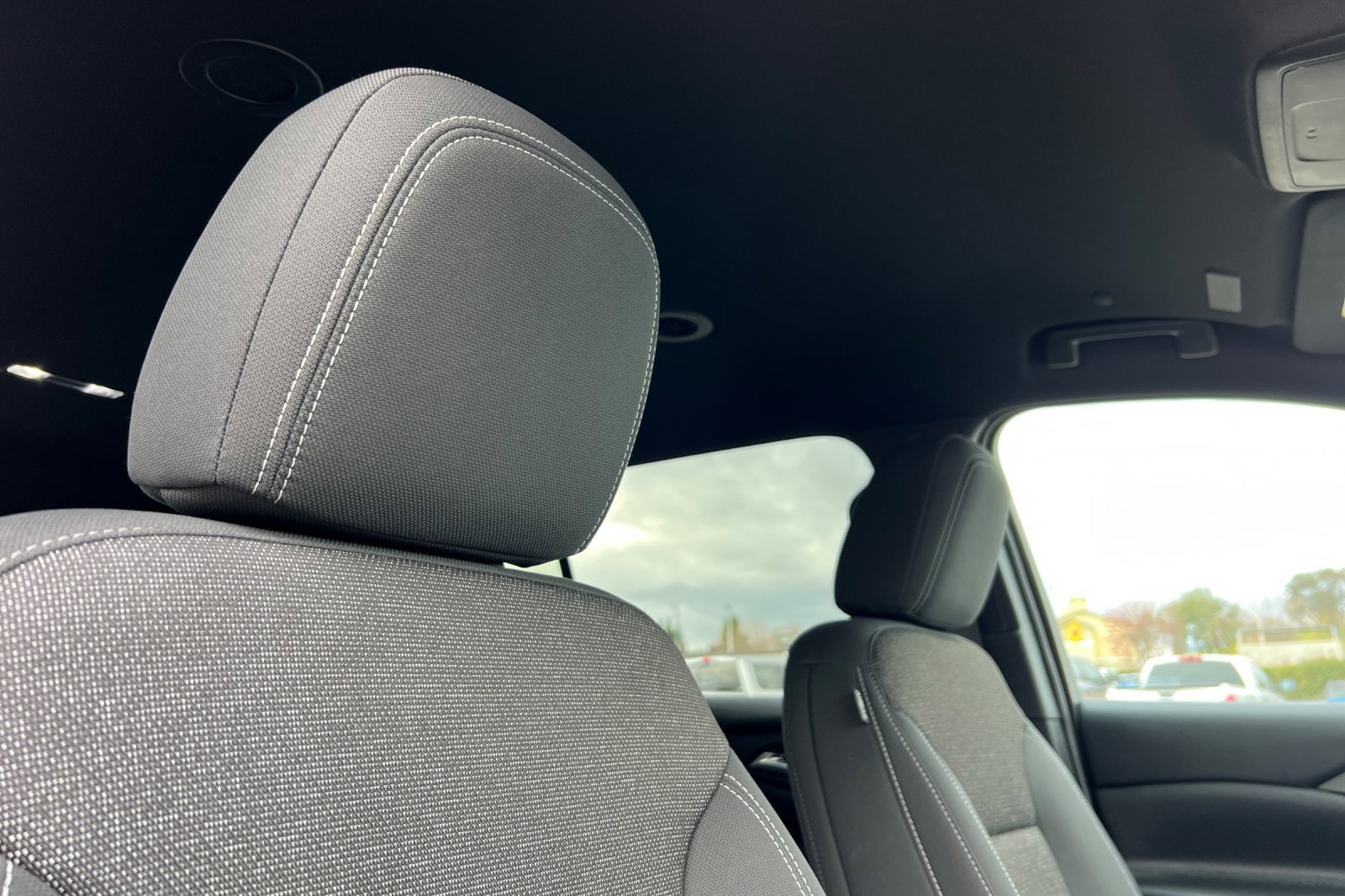 Used 2024 Chevrolet Traverse LT image 19