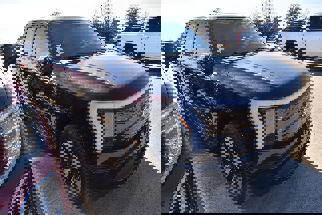 Certified 2022 Ford F150 Lightning Platinum image 5