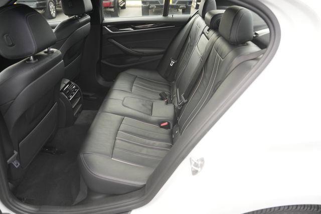 Used 2017 BMW 540i image 13