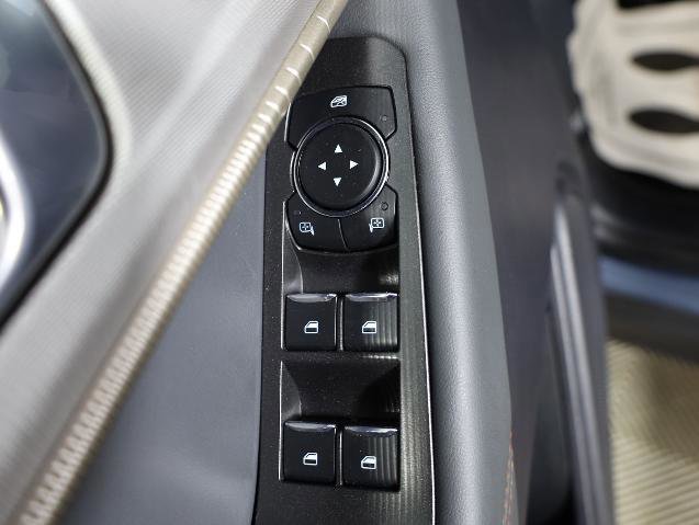 Certified 2025 Ford Explorer Active image 22