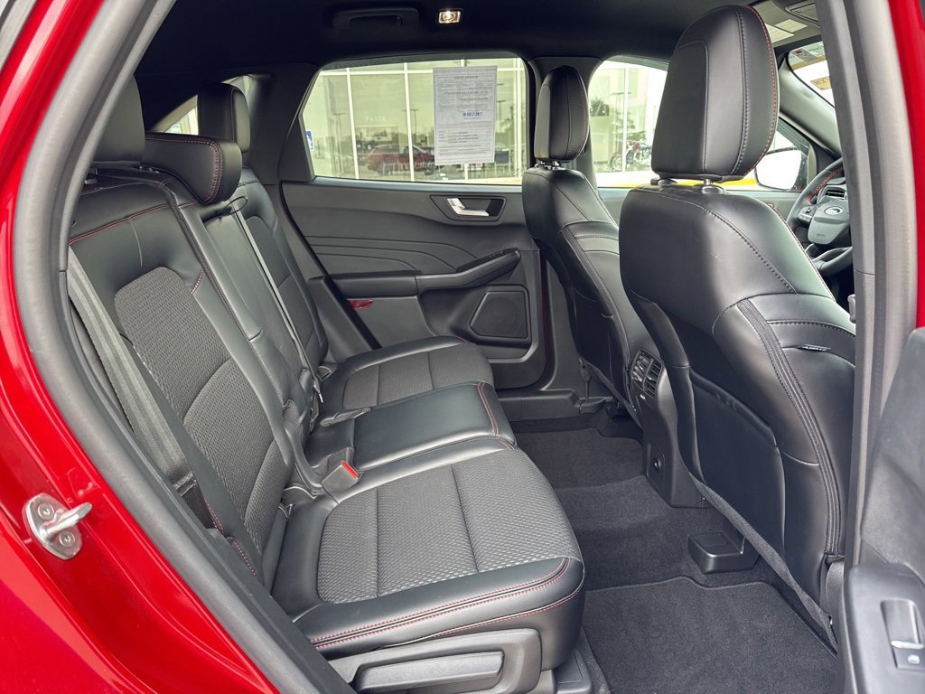 Certified 2024 Ford Escape ST-Line image 18