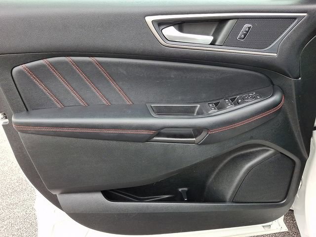 Certified 2022 Ford Edge ST-Line image 13