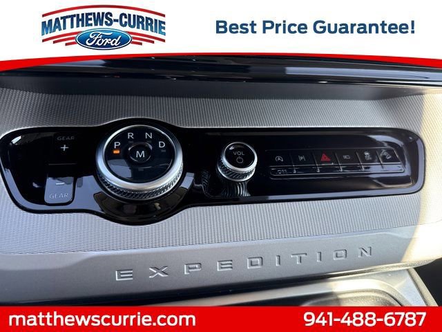Certified 2025 Ford Expedition Active image 22