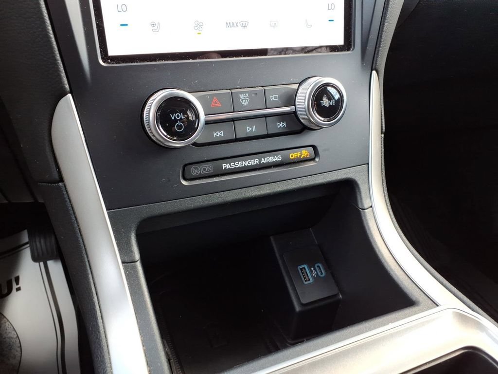 Certified 2024 Ford Edge SEL w/ Convenience Package AWD/4WD image 20