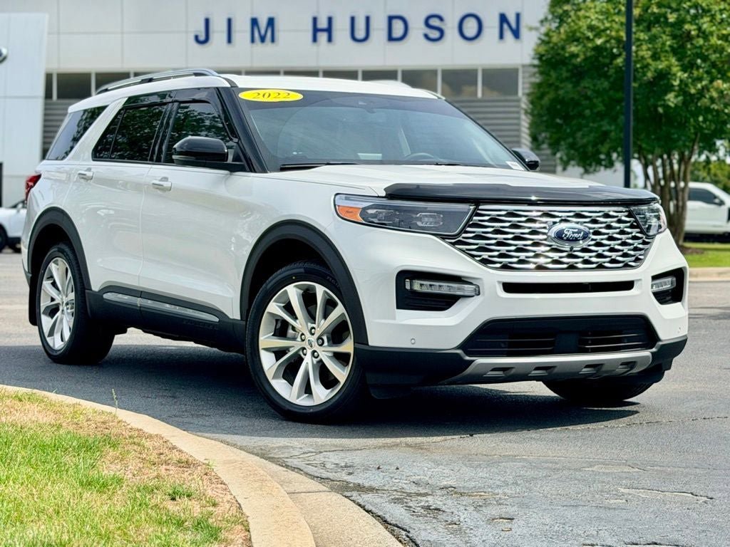 Certified 2022 Ford Explorer Platinum w/ Technology Package AWD/4WD image 2