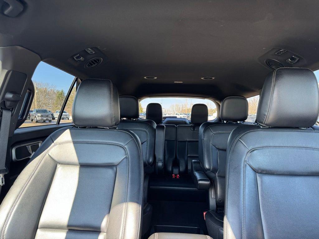 Certified 2020 Ford Explorer XLT w/ Equipment Group 202A image 22