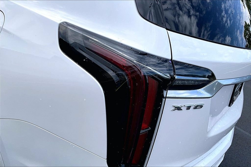 Used 2020 Cadillac XT6 Sport AWD/4WD image 30