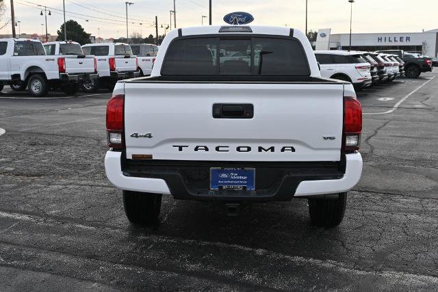 Used 2022 Toyota Tacoma SR image 4