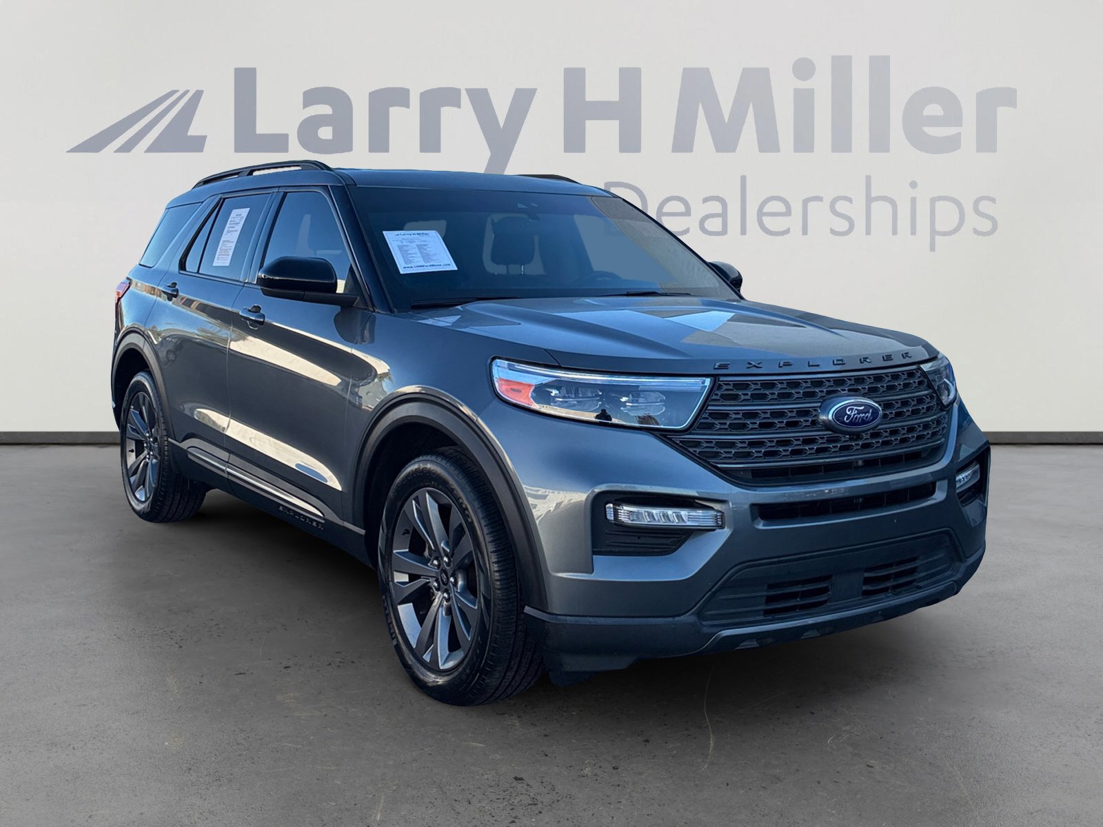 Certified 2023 Ford Explorer XLT w/ Equipment Group 202A image 7