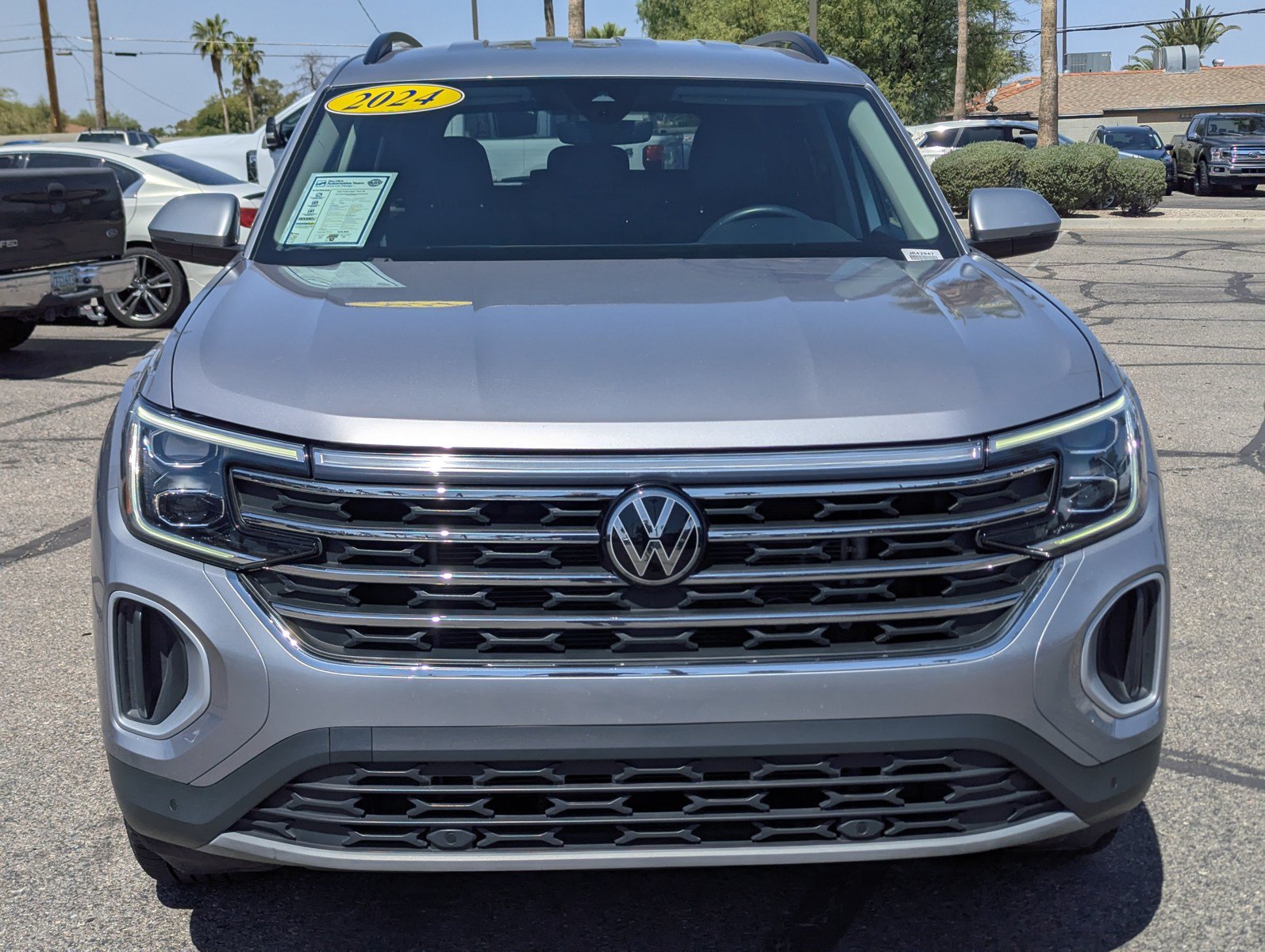 Used 2024 Volkswagen Atlas SE FWD image 6