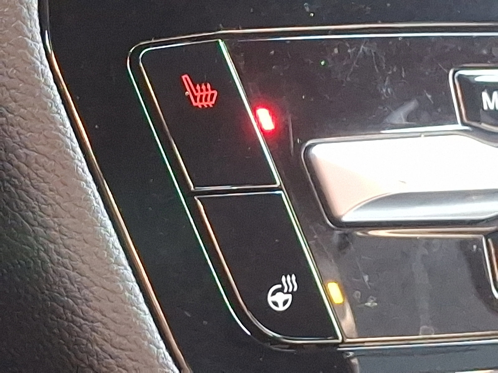 Certified 2022 Ford Explorer ST image 24